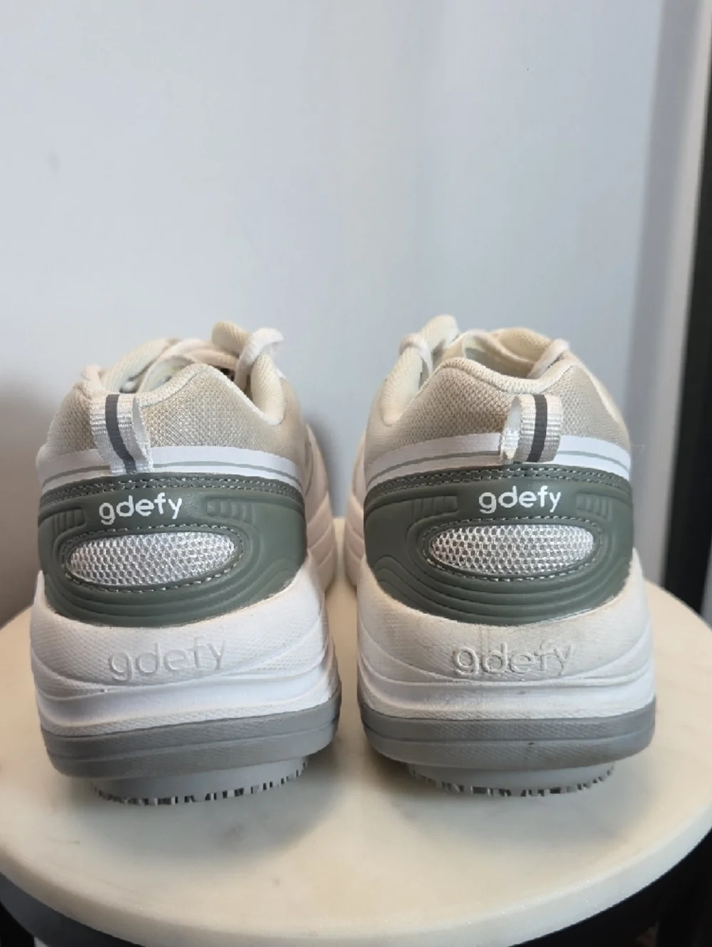 Womens Platform Sneakers in White and Sage Size 10 - Picture 4 of 9